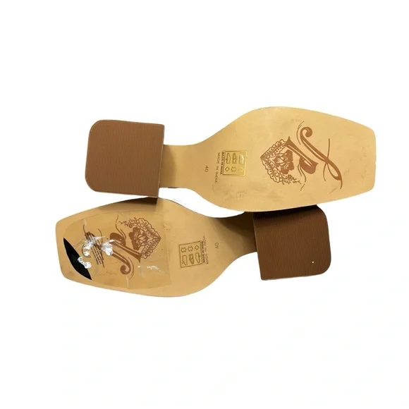 🌻NEW NWOT Free People Brady White Leather Buckle Booties Size 10 - Picture 11 of 12